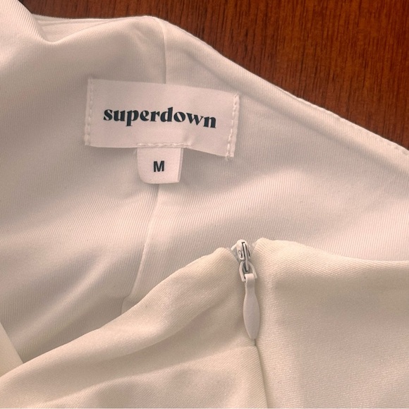 Superdown Revolve White One-Shoulder Long Sleeve Dress Cutout Size Medium - Picture 6 of 7